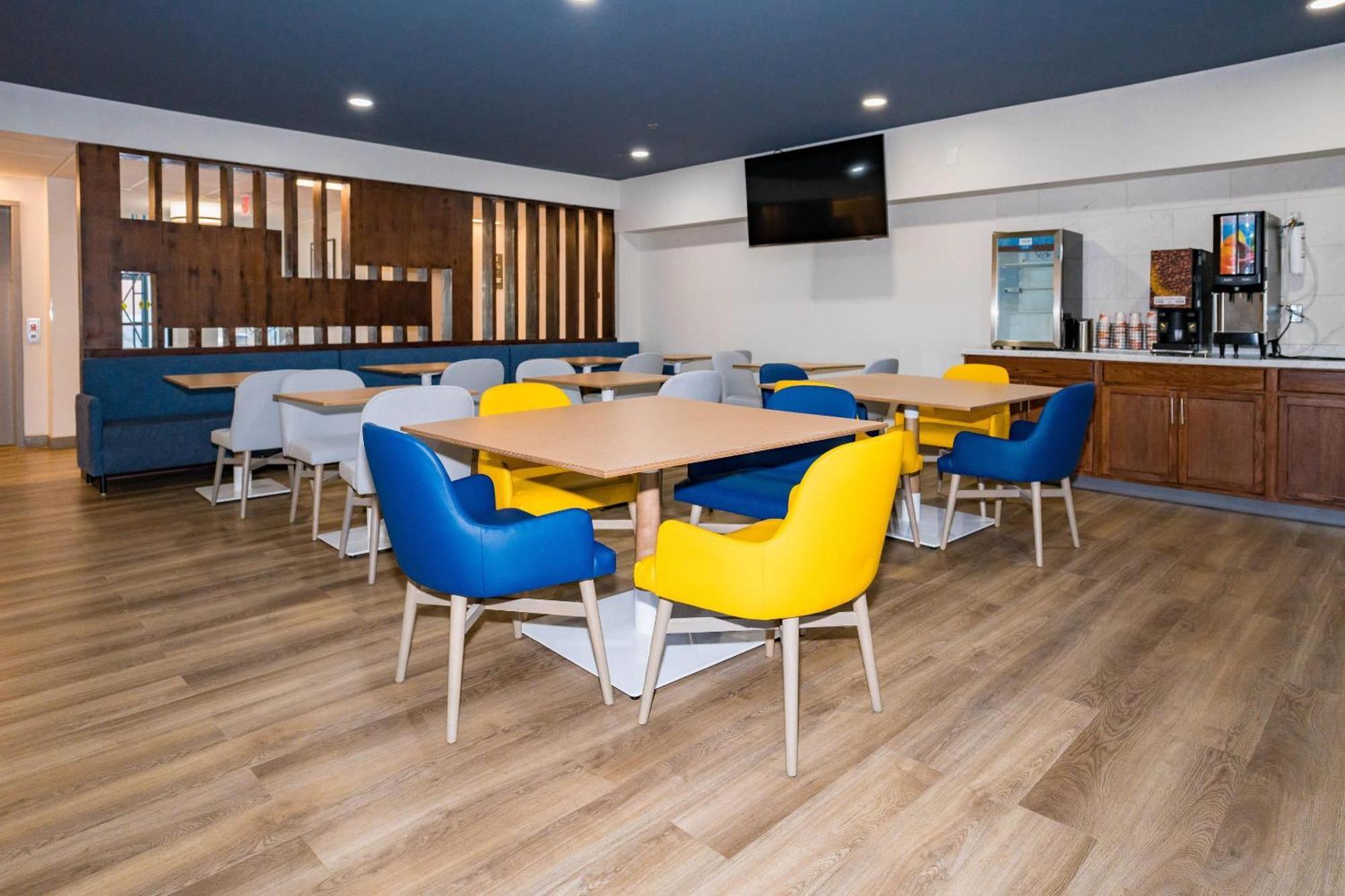 Comfort Inn & Suites River City Decatur Zewnętrze zdjęcie