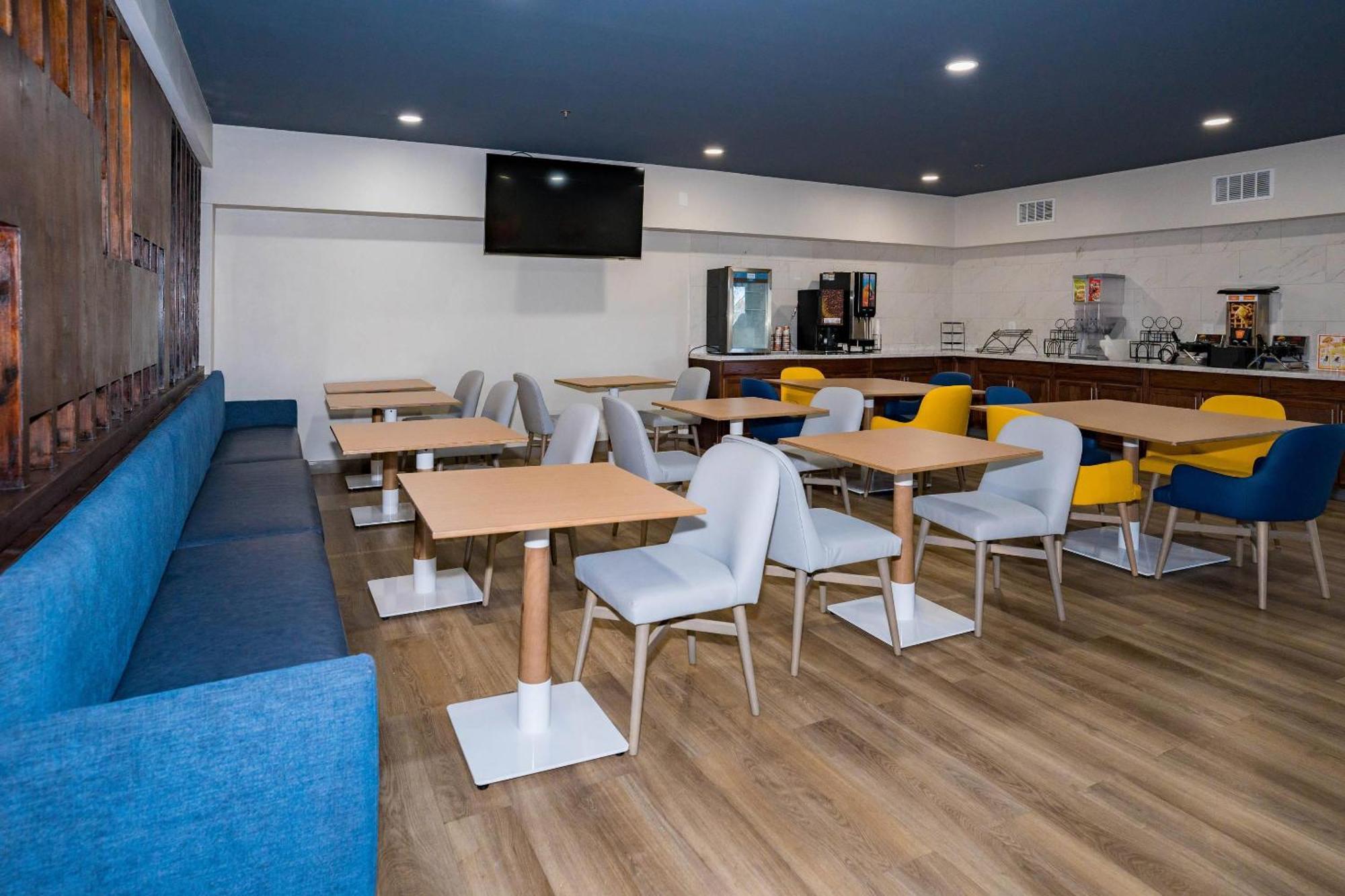 Comfort Inn & Suites River City Decatur Zewnętrze zdjęcie